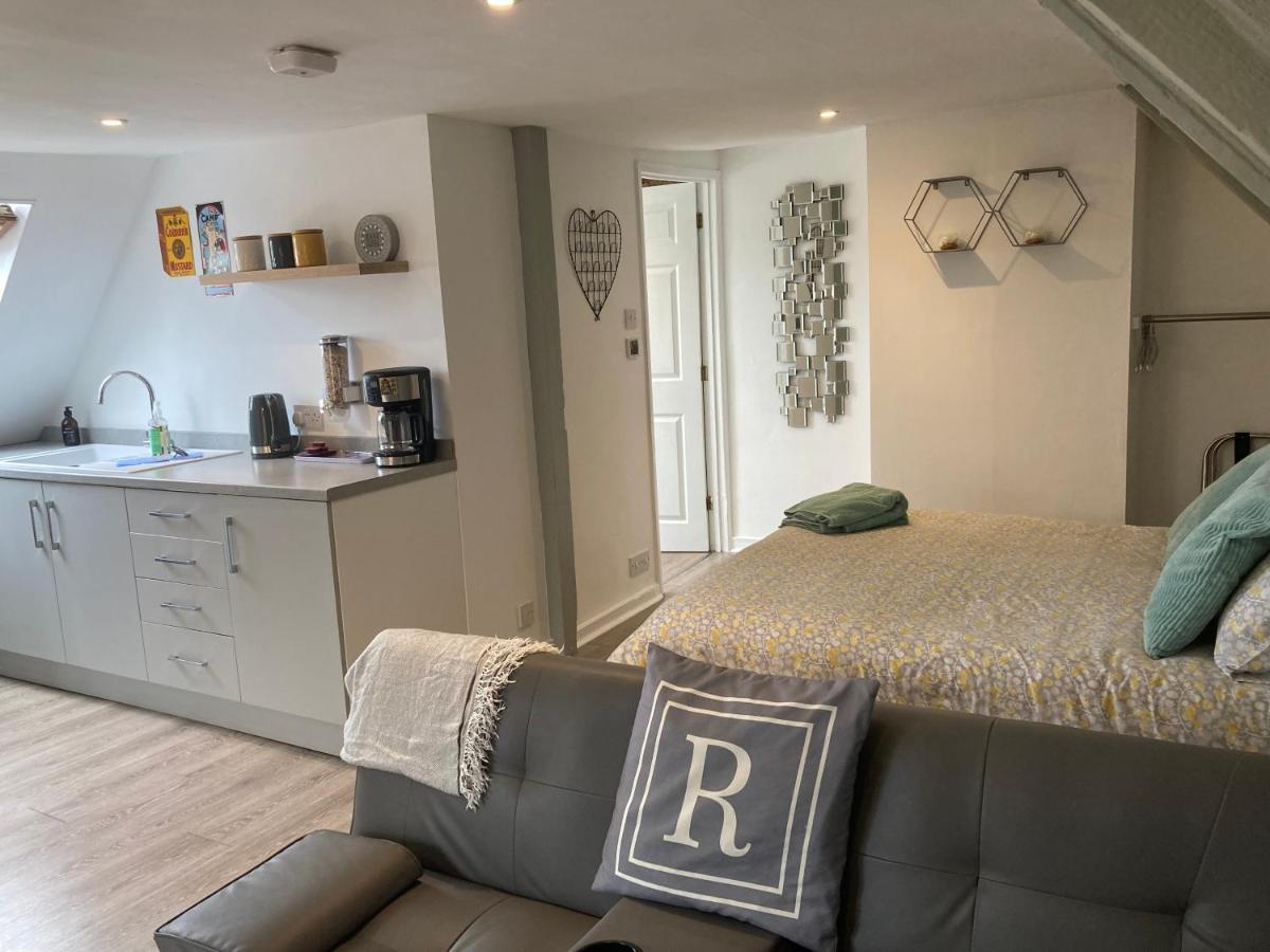 Rother - Studio In Rye - Location,Location,Location !!! Bagian luar foto